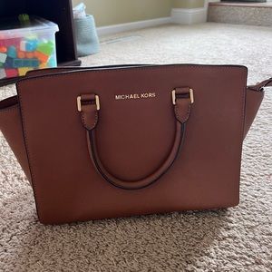 Michael Kors purse